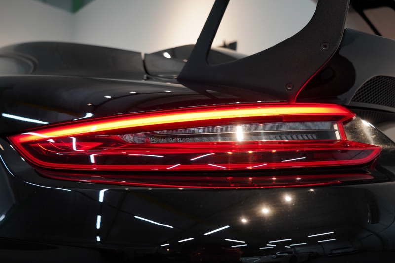 ポルシェ 911(Type991.2) GT2RS オプション493万 ヴァイザッハPKG レザーインテリア×レッドステッチ 中古車 中古車