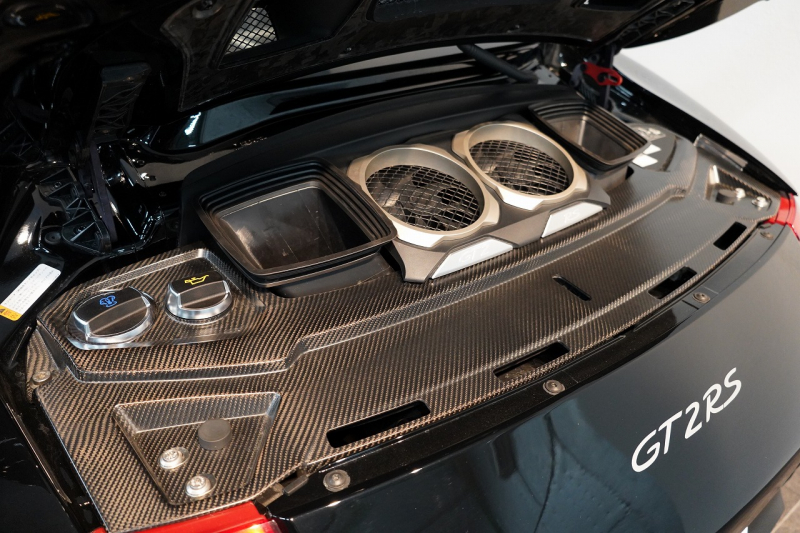 ポルシェ 911(Type991.2) GT2RS オプション493万 ヴァイザッハPKG レザーインテリア×レッドステッチ 中古車 中古車