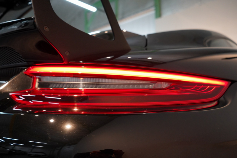 ポルシェ 911(Type991.2) GT2RS オプション493万 ヴァイザッハPKG レザーインテリア×レッドステッチ 中古車 中古車