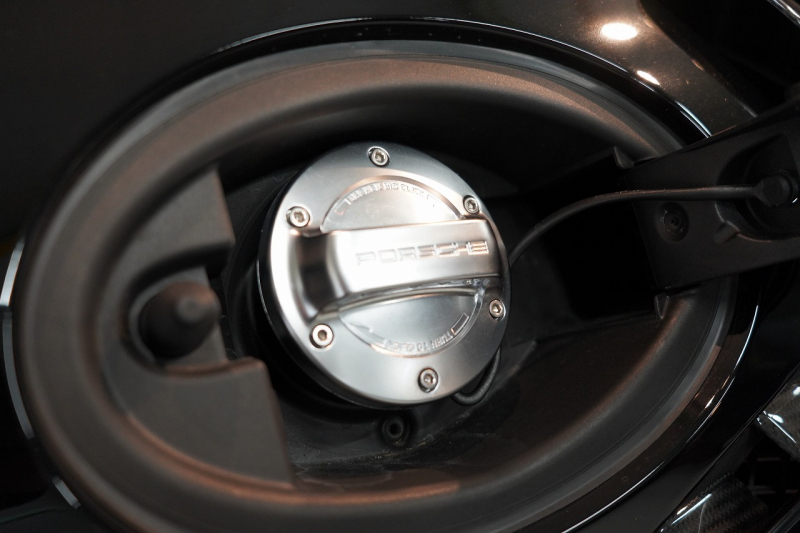 ポルシェ 911(Type991.2) GT2RS オプション493万 ヴァイザッハPKG レザーインテリア×レッドステッチ 中古車 中古車