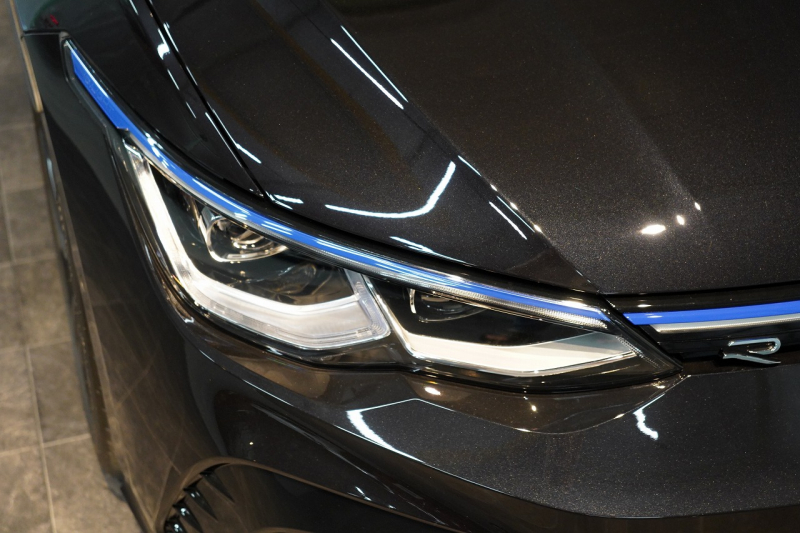 フォルクスワーゲン ゴルフヴァリアント R 1オーナー DCCパッケージ デジタルコックピットプロ IQライト 中古車 中古車