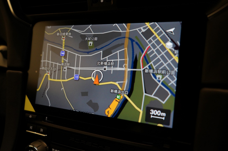 ポルシェ 911(Type991.2) Carrera 4 GTS GTSインテリア&カーボンインテリア フロントリフト  キャララホワイト 中古車 中古車