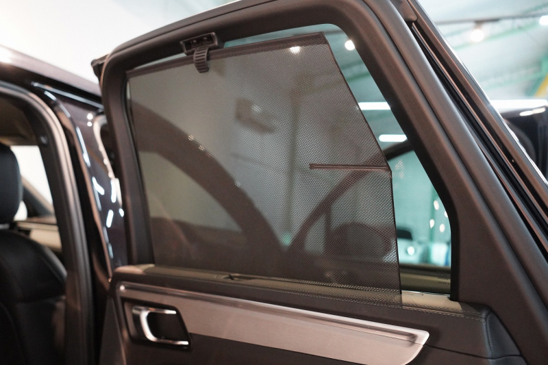 ポルシェ マカン GTS PASM付エアサス PDLS+LEDヘッドライト フルレザーインテリア レーンキープ&チェンジ 中古車 中古車