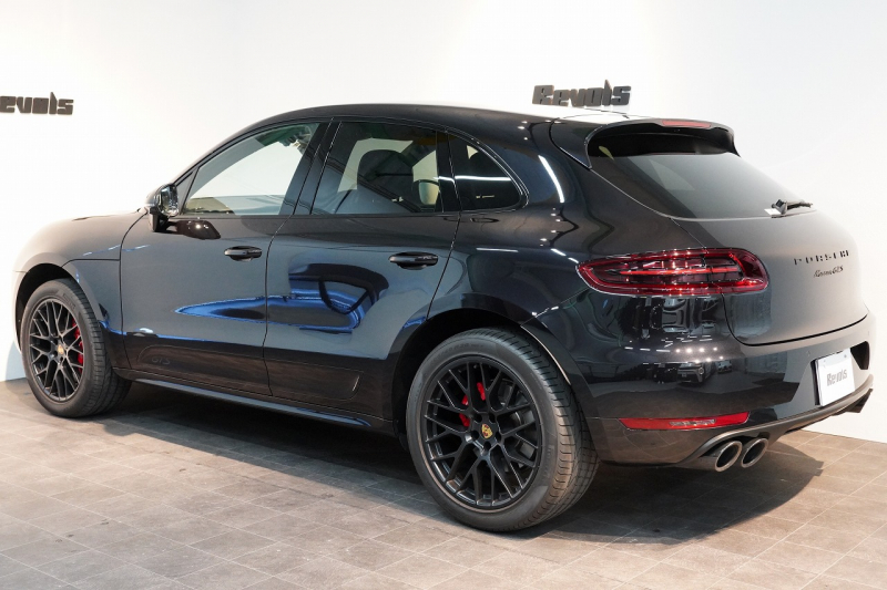 ポルシェ マカン GTS PASM付エアサス PDLS+LEDヘッドライト フルレザーインテリア レーンキープ&チェンジ 中古車 中古車