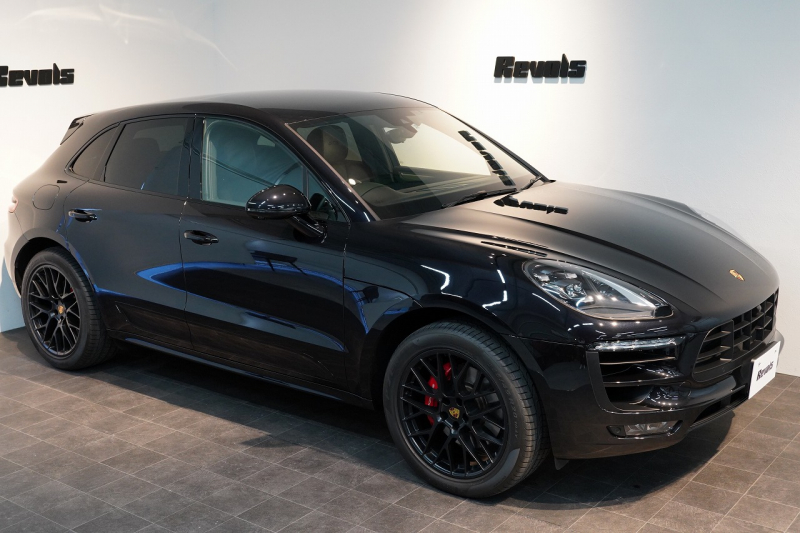 ポルシェ マカン GTS PASM付エアサス PDLS+LEDヘッドライト フルレザーインテリア レーンキープ&チェンジ 中古車 中古車