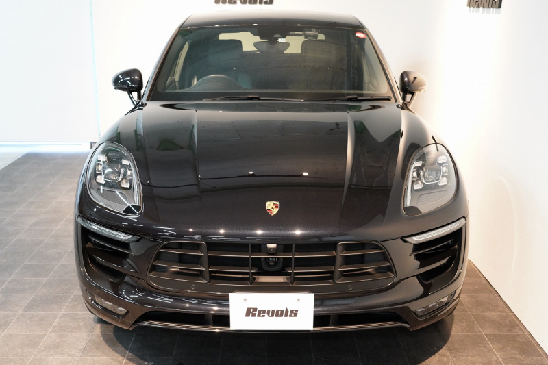 ポルシェ マカン GTS PASM付エアサス PDLS+LEDヘッドライト フルレザーインテリア レーンキープ&チェンジ 中古車 中古車