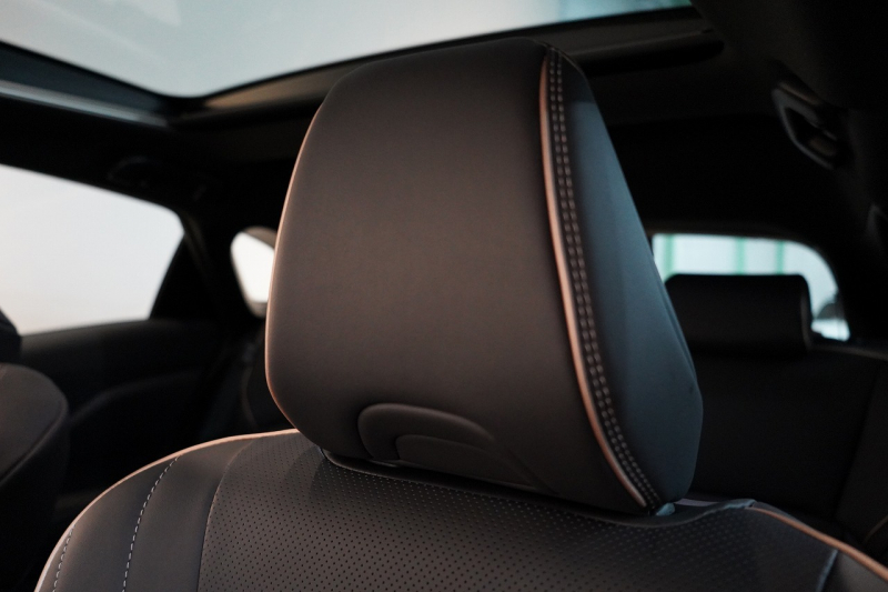 トヨタ クラウン スポーツ SPORT Z 1オーナー パノラマルーフ 中古車 中古車