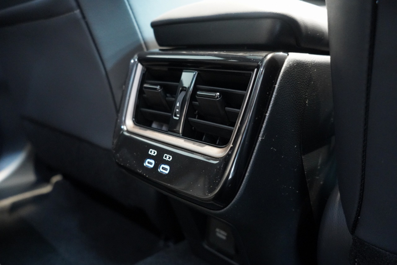 トヨタ クラウン スポーツ SPORT Z 1オーナー パノラマルーフ 中古車 中古車