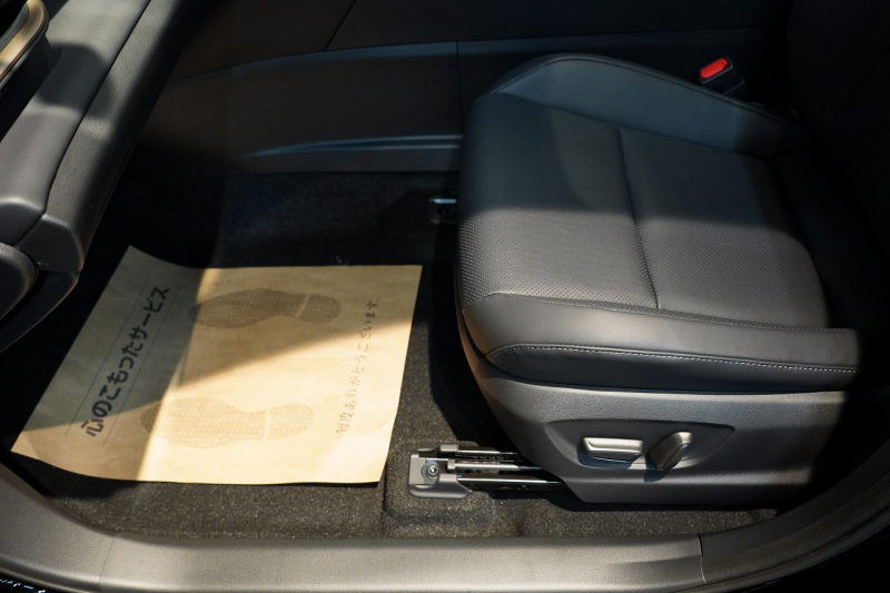 トヨタ クラウン スポーツ SPORT Z 1オーナー パノラマルーフ 中古車 中古車