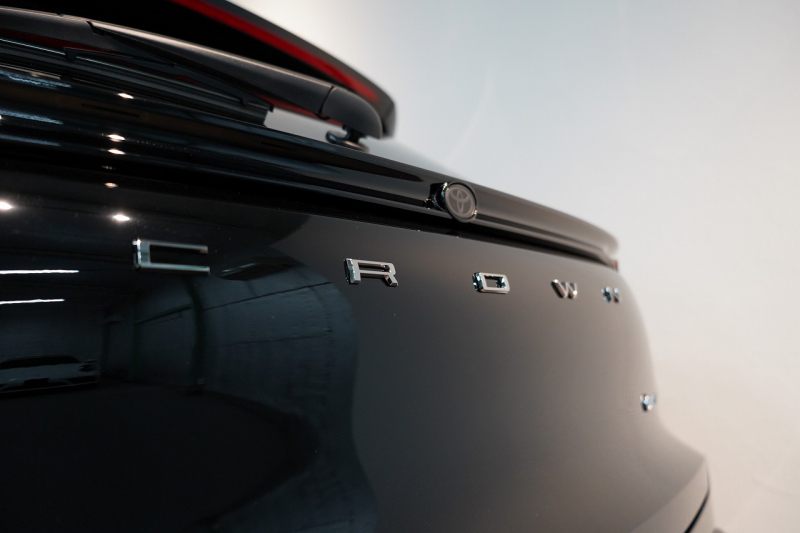 トヨタ クラウン スポーツ SPORT Z 1オーナー パノラマルーフ 中古車 中古車