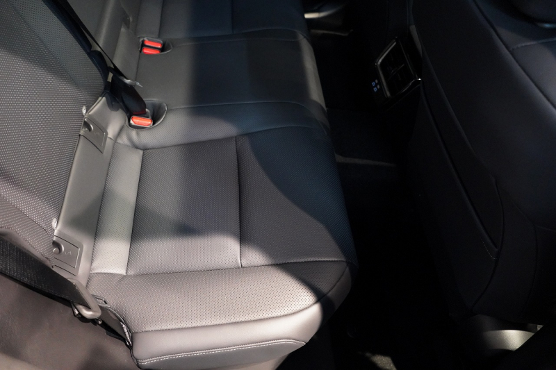 トヨタ クラウン スポーツ SPORT Z 1オーナー パノラマルーフ 中古車 中古車