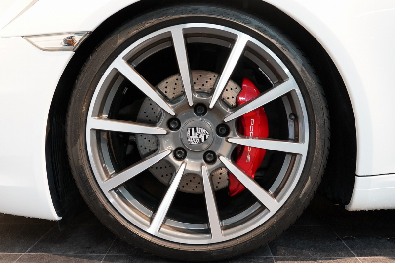 ポルシェ 911(Type991.1) Carrera S Cabriolet スポクロ スポエグ ツートンオールレザー スポーツステアリング 中古車 中古車