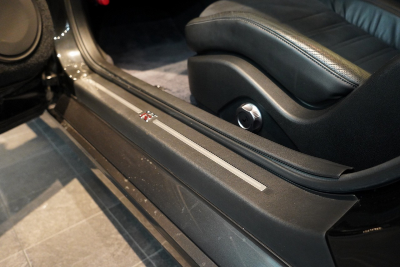 日産 GT-R Pure edition MY12 純正RAYS鍛造20インチホイール  中古車