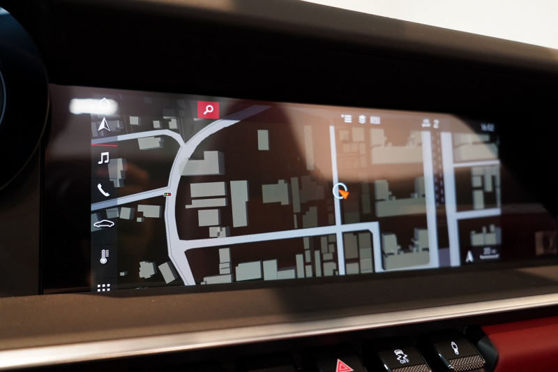 ポルシェ 911(Type992) Carrera S Cabriolet スポクロ スポエグ ツートンレザー OP320 中古車 中古車