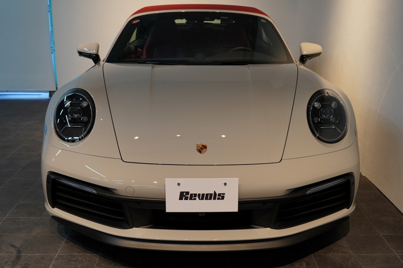 ポルシェ 911(Type992) Carrera S Cabriolet スポクロ スポエグ ツートンレザー OP320 中古車 中古車
