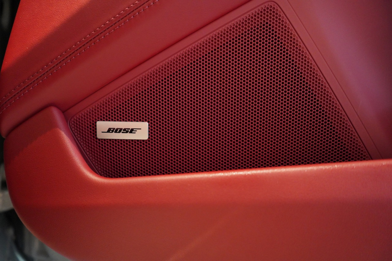 ポルシェ 911(Type992) Carrera S Cabriolet スポクロ スポエグ ツートンレザー OP320 中古車 中古車