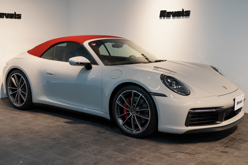 ポルシェ 911(Type992) Carrera S Cabriolet スポクロ スポエグ ツートンレザー OP320 中古車 中古車