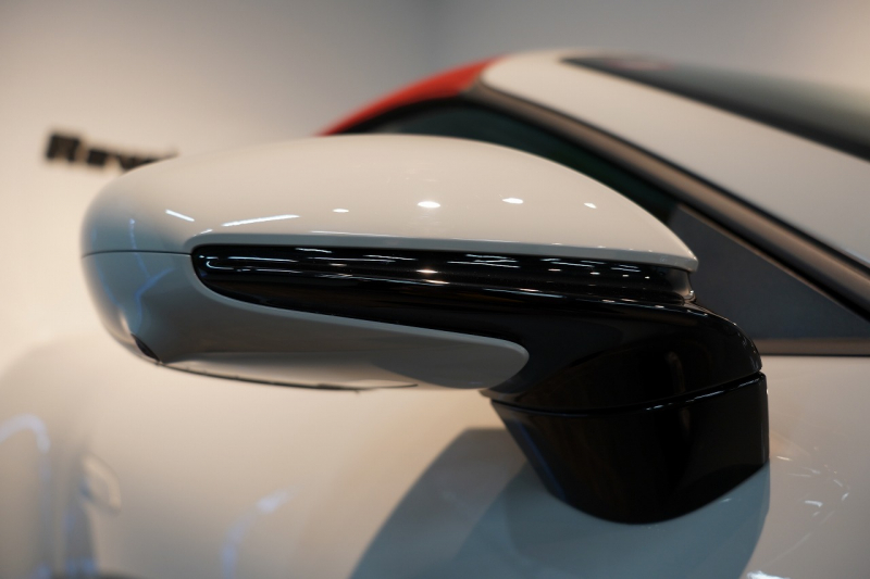 ポルシェ 911(Type992) Carrera S Cabriolet スポクロ スポエグ ツートンレザー OP320 中古車 中古車