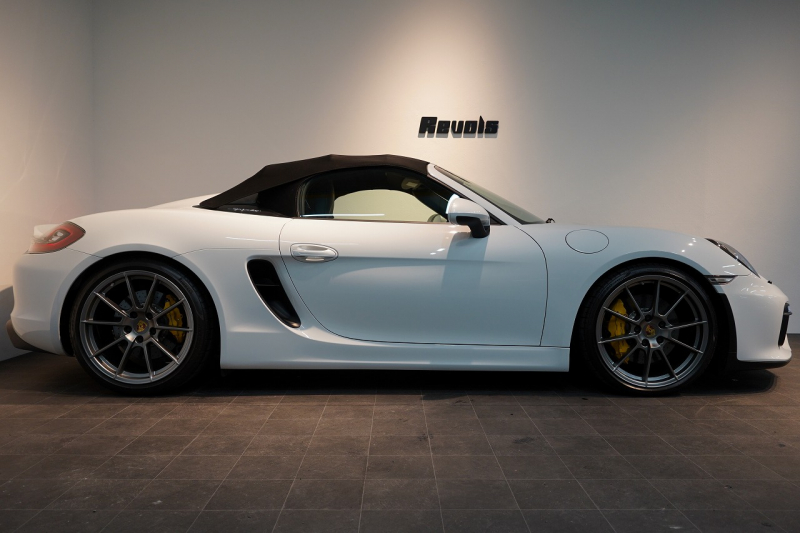 ポルシェ ボクスター(Type981) Spyder PCCB 18wayスポーツシート オールレザー×イエローステッチ キャララホワイト 中古車 中古車