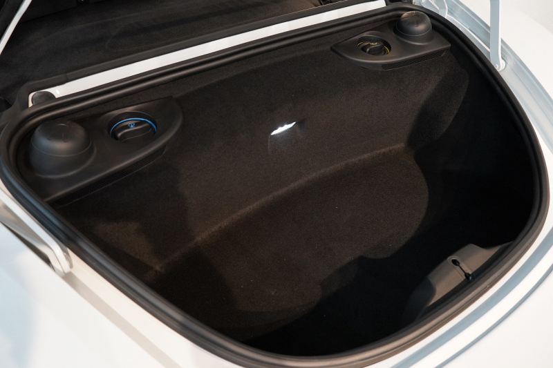 ポルシェ ボクスター(Type981) Spyder PCCB 18wayスポーツシート オールレザー×イエローステッチ キャララホワイト 中古車 中古車