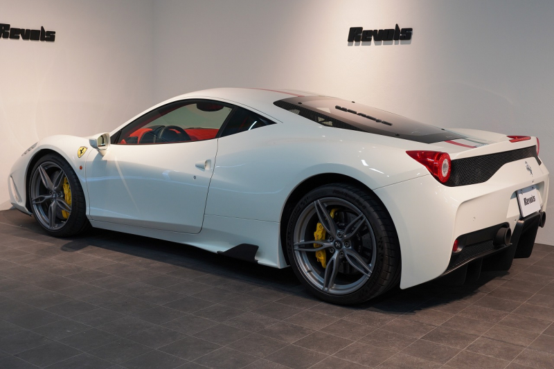 フェラーリ 458スペチアーレ F1 DCT 正規ディーラー車 中古車 中古車