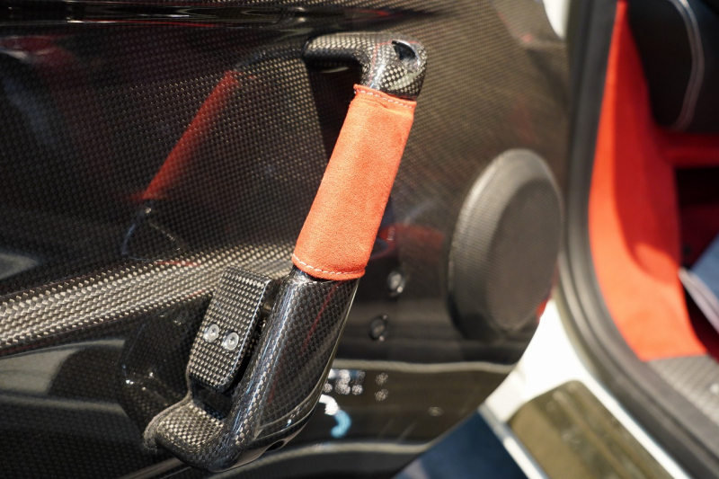 フェラーリ 458スペチアーレ F1 DCT 正規ディーラー車 中古車 中古車