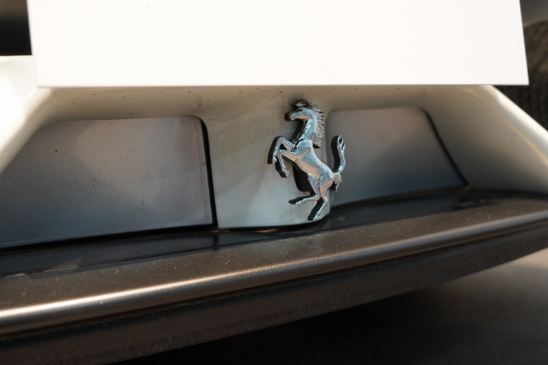 フェラーリ 458スペチアーレ F1 DCT 正規ディーラー車 中古車 中古車