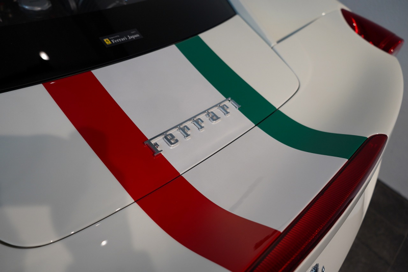 フェラーリ 458スペチアーレ F1 DCT 正規ディーラー車 中古車 中古車