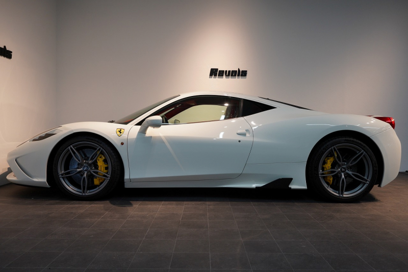 フェラーリ 458スペチアーレ F1 DCT 正規ディーラー車 中古車 中古車