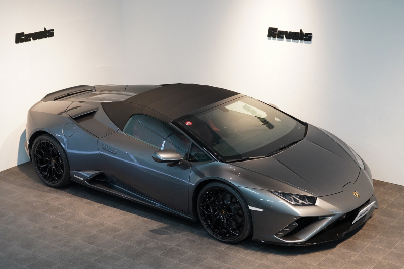 ランボルギーニ ウラカン EVO Spyder RWD Grigio Lynx  エレガントレザーインテリア/Rosso Rea 20インチNarvi鍛造ホイール 中古車 中古車