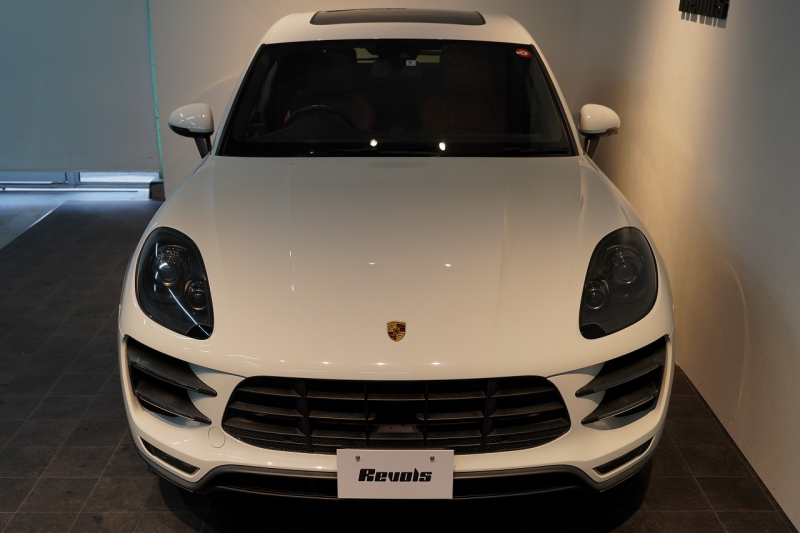 ポルシェ マカン Turbo PDK スポクロ 20インチRSスパイダー パノラマルーフ ACC レーンキープ 中古車 中古車