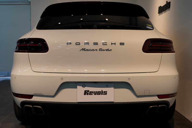 ポルシェ マカン Turbo PDK スポクロ 20インチRSスパイダー パノラマルーフ ACC レーンキープ 中古車 中古車