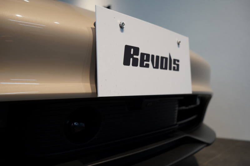 ポルシェ タイカン パフォーマンスバッテリープラス  4+1シート 1オーナー OP390 PSCB スポクロ PASM付エアサス 中古車 中古車