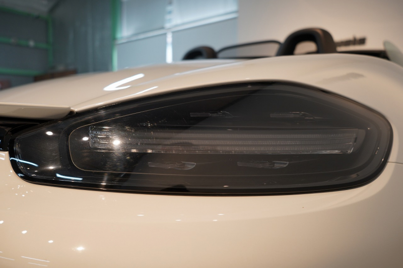 ポルシェ 718 ボクスター GTS 2.5 PDK PDLS+LEDヘッドライト  2ゾーンオートエアコン パークアシスト付バックカメラ 中古車 中古車