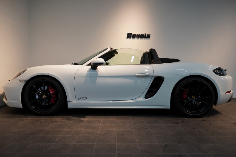 ポルシェ 718 ボクスター GTS 2.5 PDK PDLS+LEDヘッドライト  2ゾーンオートエアコン パークアシスト付バックカメラ 中古車 中古車