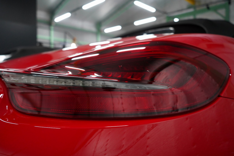 ポルシェ ボクスター(Type981) Spyder スパイダークラシックインテリア カーボンスポーツフルバケットシート 中古車 中古車