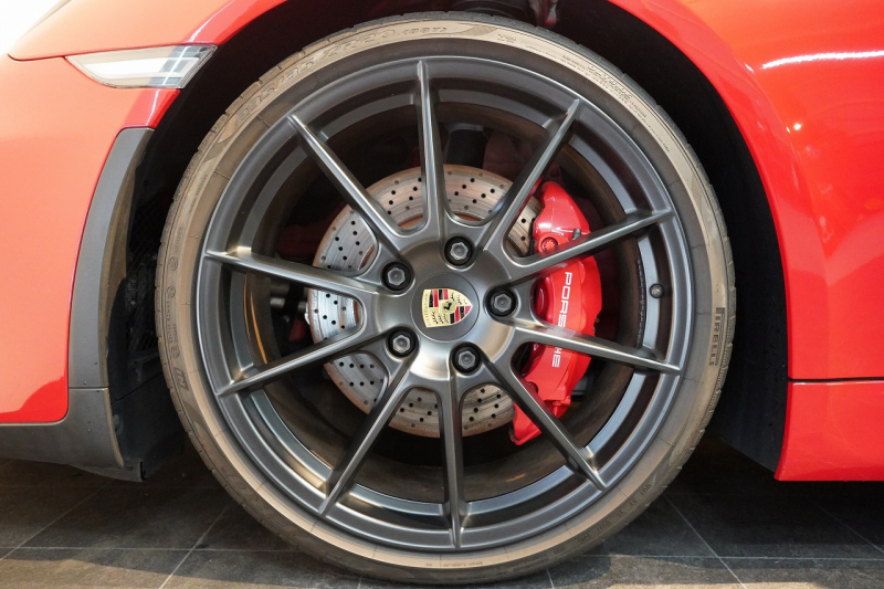 ポルシェ ボクスター(Type981) Spyder スパイダークラシックインテリア カーボンスポーツフルバケットシート 中古車 中古車