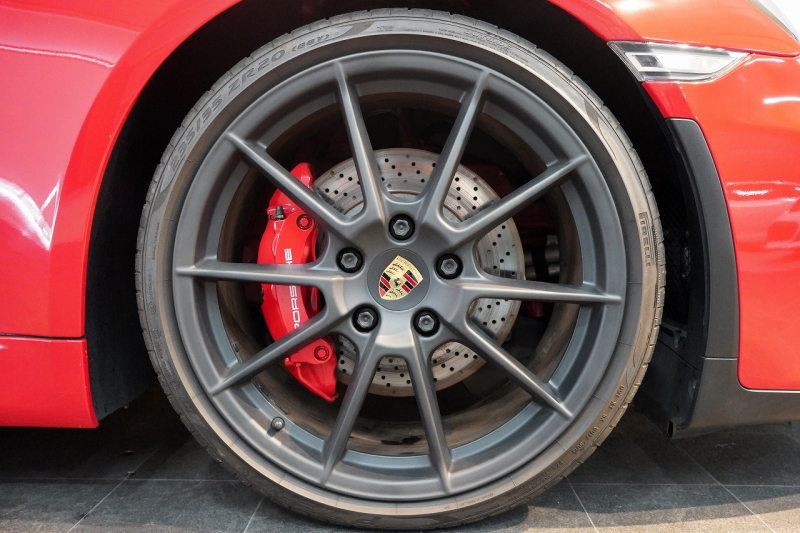 ポルシェ ボクスター(Type981) Spyder スパイダークラシックインテリア カーボンスポーツフルバケットシート 中古車 中古車