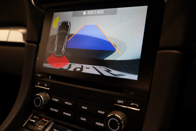 ポルシェ 911(Type991.2) Carrera 7MT スポーツクロノ スポーツテールパイプ パークアシスト付バックカメラ  ジェットブラック 中古車 中古車