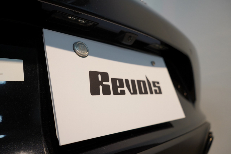 ポルシェ 911(Type991.2) Carrera 7MT スポーツクロノ スポーツテールパイプ パークアシスト付バックカメラ  ジェットブラック 中古車 中古車