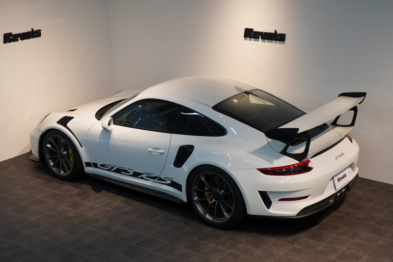 ポルシェ 911(Type991.2) GT3RS LEDヘッドライトPDLS PCCB スポーツクロノ クラブスポーツ フロントリフト 中古車 中古車