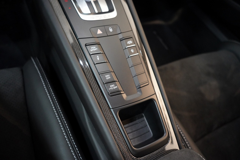 ポルシェ 911(Type991.2) GT3RS LEDヘッドライトPDLS PCCB スポーツクロノ クラブスポーツ フロントリフト 中古車 中古車