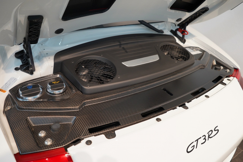 ポルシェ 911(Type991.2) GT3RS LEDヘッドライトPDLS PCCB スポーツクロノ クラブスポーツ フロントリフト 中古車 中古車