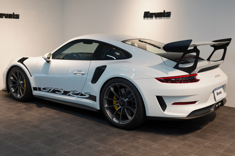 ポルシェ 911(Type991.2) GT3RS LEDヘッドライトPDLS PCCB スポーツクロノ クラブスポーツ フロントリフト 中古車 中古車