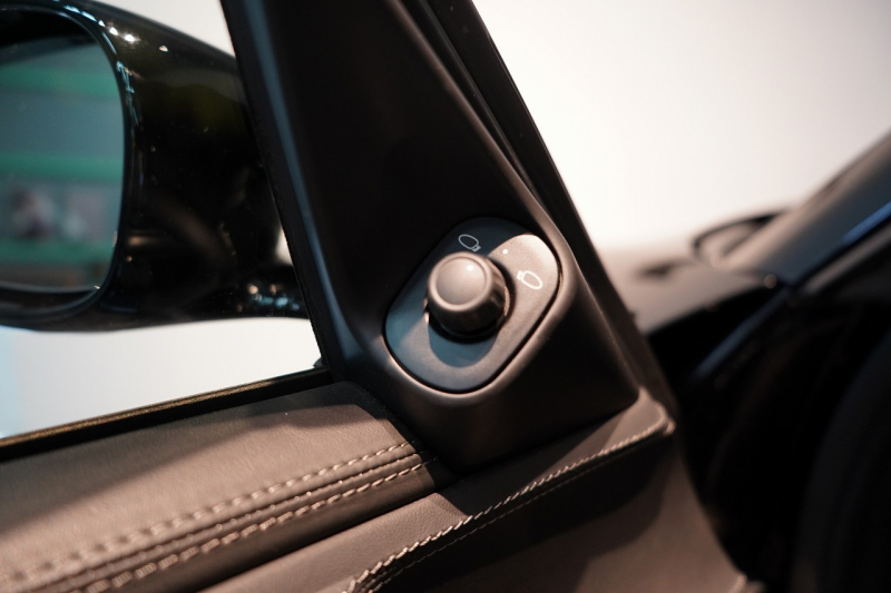 ポルシェ 911(Type997) GT3 6MT スポクロ  サンルーフ レザーインテリア 中古車 中古車