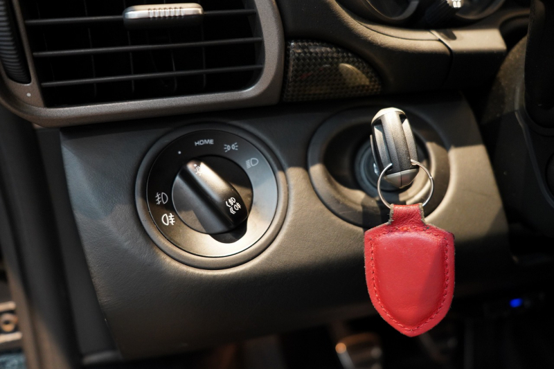 ポルシェ 911(Type997) GT3 6MT スポクロ  サンルーフ レザーインテリア 中古車 中古車