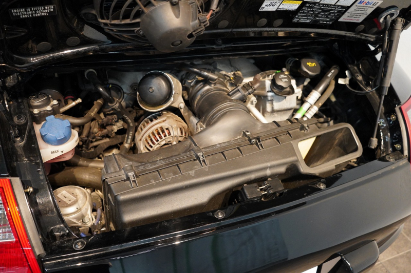 ポルシェ 911(Type997) GT3 6MT スポクロ  サンルーフ レザーインテリア 中古車 中古車