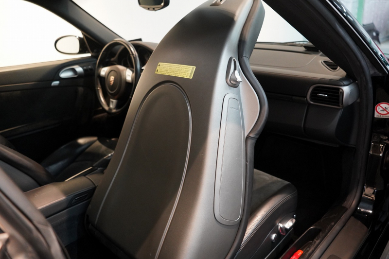 ポルシェ 911(Type997) GT3 6MT スポクロ  サンルーフ レザーインテリア 中古車 中古車