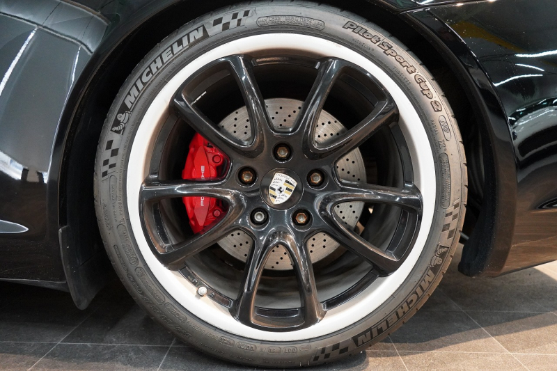 ポルシェ 911(Type997) GT3 6MT スポクロ  サンルーフ レザーインテリア 中古車 中古車