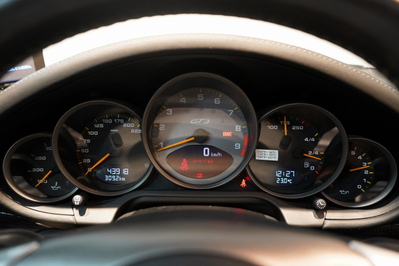 ポルシェ 911(Type997) GT3 6MT スポクロ  サンルーフ レザーインテリア 中古車 中古車